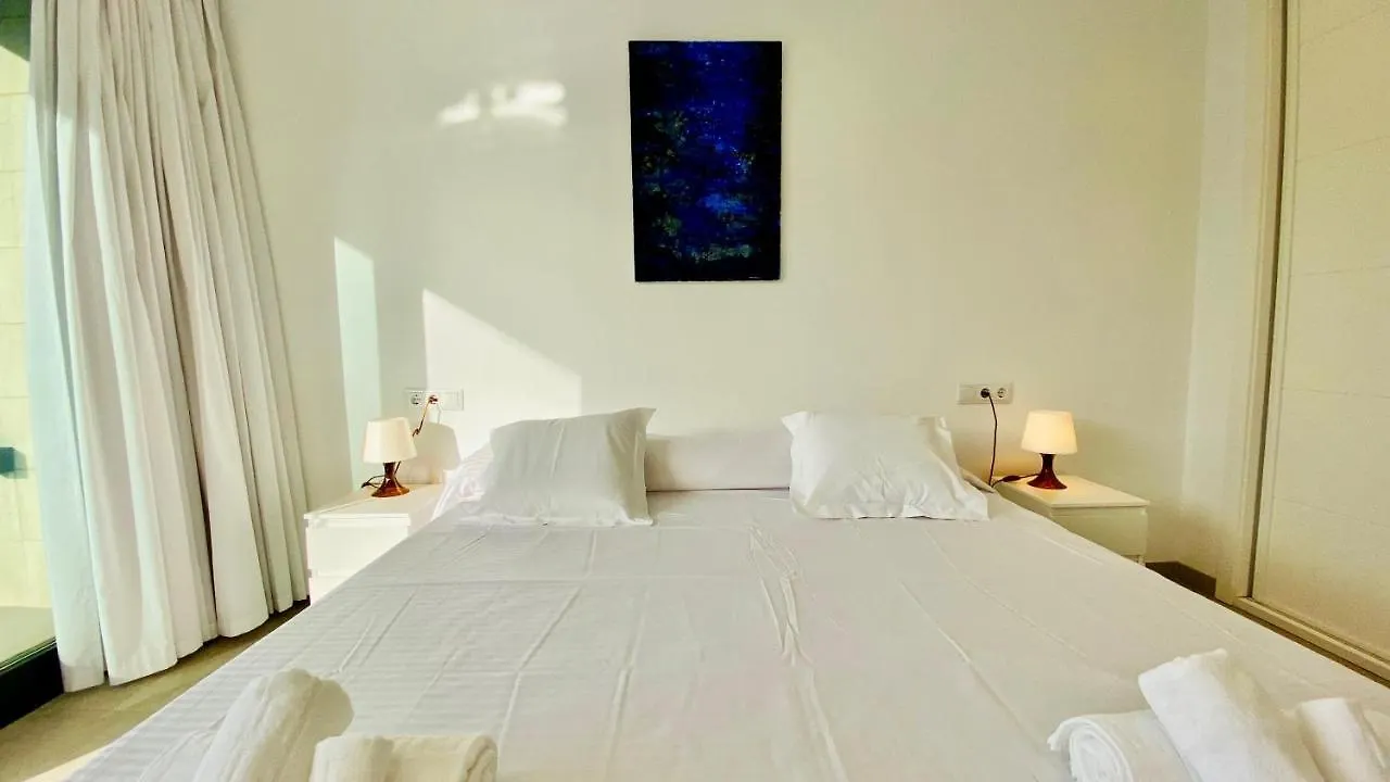 Mirador Blue - Penthouse Apartments With Roof Terrace Cala de Sant Vicenc