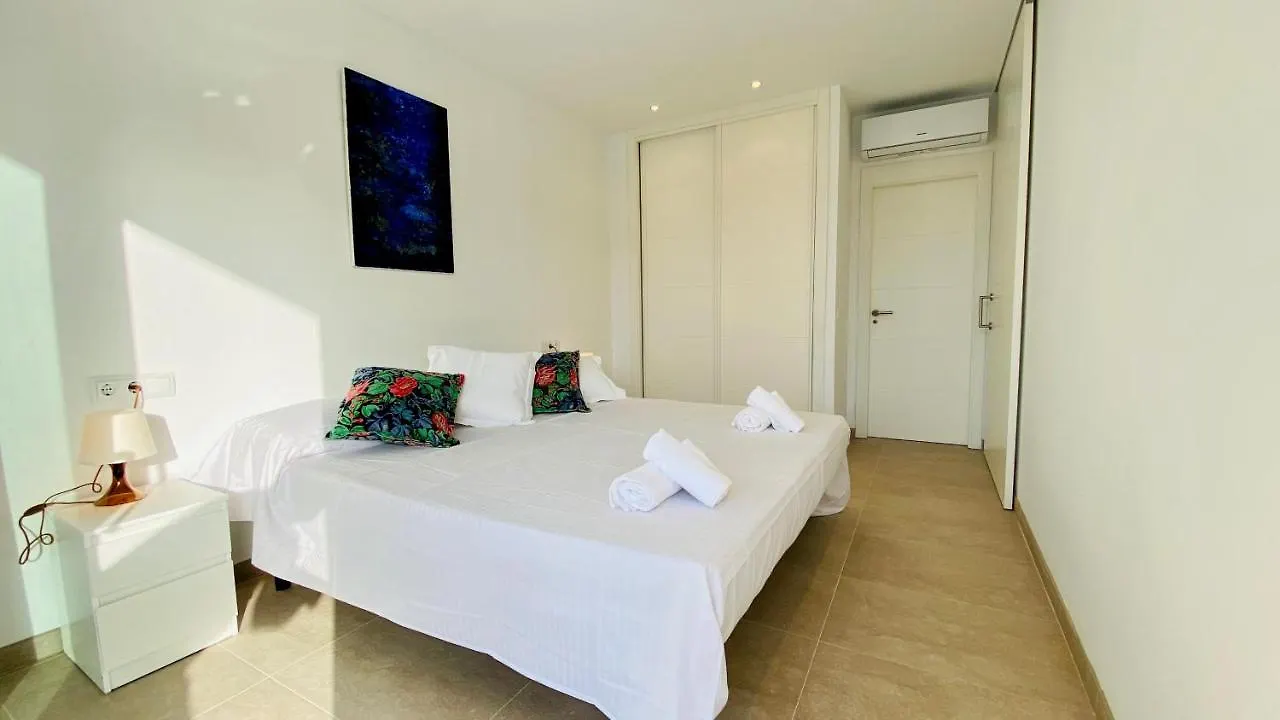 Mirador Blue - Penthouse Apartments With Roof Terrace Cala San Vicente