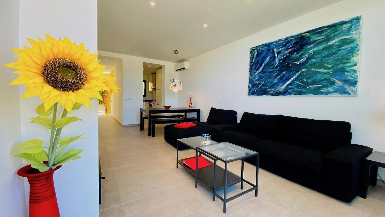 Mirador Blue - Penthouse Apartments With Roof Terrace Cala de Sant Vicenc