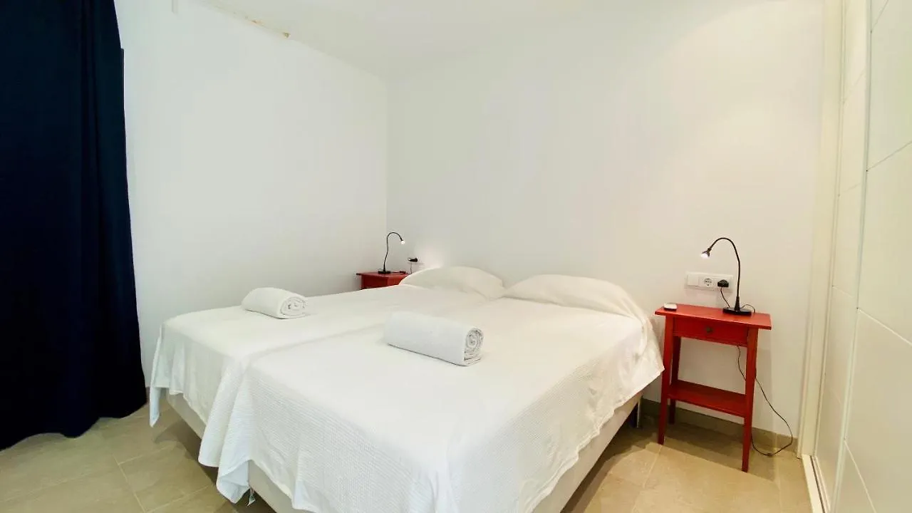 Mirador Blue - Penthouse Apartments With Roof Terrace Cala de Sant Vicenc 0*,  Spanien